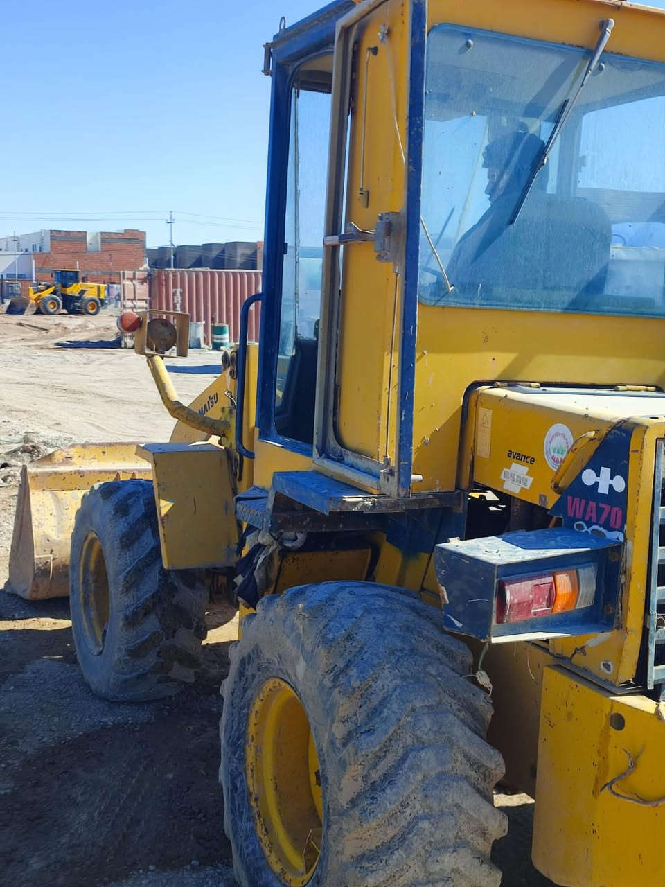 شفل جاهز للعمل للبيع نضيف كلش اصولي المكان كوت للاستفسار ***********
