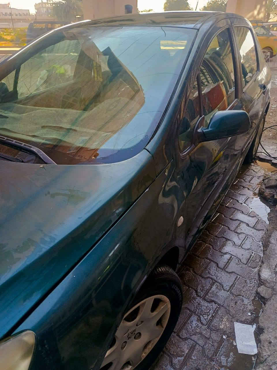 للبيع سياره بيجو فرنسي 307 موديل 2005
لون زيتوني ورقم بغداد 
العطل بيها فقط العقل
السعر 60
التواصل على الرقم
***********
