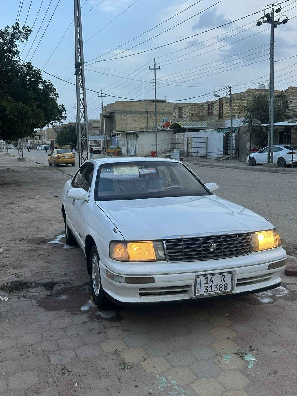 بطه موديل 2000 صبغ جماليه سيارة جاهزه من كلشي مكينه كير حداديه سنويه جديده السعر 55 وبيه مجال العنوان ميسان موبايل***********. ***********
