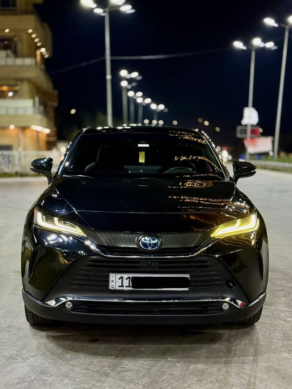 تويوتا فينزا 2022 – هايبرد لمتد | فخامة يابانية بتقنيات عالية
تويوتا فينزا 2022 – هايبرد لمتد | فخامة يابانية بتقنيات عالية

سيارة SUV أنيقة تجمع بين القوة والاقتصاد، مع مواصفات راقية تناسب جميع الأذواق!

رقم بغداد بأسمي سنوية وهزة جدد

محرك 2500cc هايبرد
نظام دفع رباعي  (AWD) 3 ماطورات
سقف بانوراما واسع
 داتا شو 
كامرات 360 درجة ( 5 )
مع الوسطية
مقاعد جلد فاخرة بتحكم كهربائي
كشنات تدفئة تبريد خزن ميموري
تدفئة ستيرن
شاشة جبيرة CarPlay
شحن وايرلس
صندوك كهرباء
إنارة LED أمامية وخلفية
6 بصمات + دخول ذكي
تحكم كامل من الستيرن
مري شفط وانارة ترحيب
نظام تثبيت سرعة ذكي والقيادة الذاتية
حساسات أمامية وخلفية مع الرادرات المحيطية
تبريد منفصل قطعتين
سستم صوت jbl ودمام 
ويلكب حجم 19 

حادثهه حافة البنيد ومصبوغ كامل 
رقم الشاصي JTEAAAAH0NJ096348
وسونار وين يعجبك افحص 

بيع او مراوس 
السعر 230

مكاني بغداد الاعظمية
للاستفسار
***********
