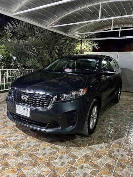 سونتو 2020 امريكي ماشية
111ميل بيها حادثها قطعة وحده
الجاملخ الخلفي بارد السيارة بدون صبغ نهائياً وصار بيها بارد بالبنيد تلث اصابع فقط 
محرك 6 سلندر 
سبعة راكب 
السعر 190 
*********** غير متواجد على الفيس
