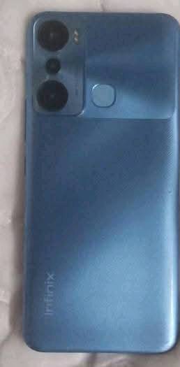 جهاز شغال فقط شاشته مكسرة شوية الرقم يحتوي واتساب للاستفسار 