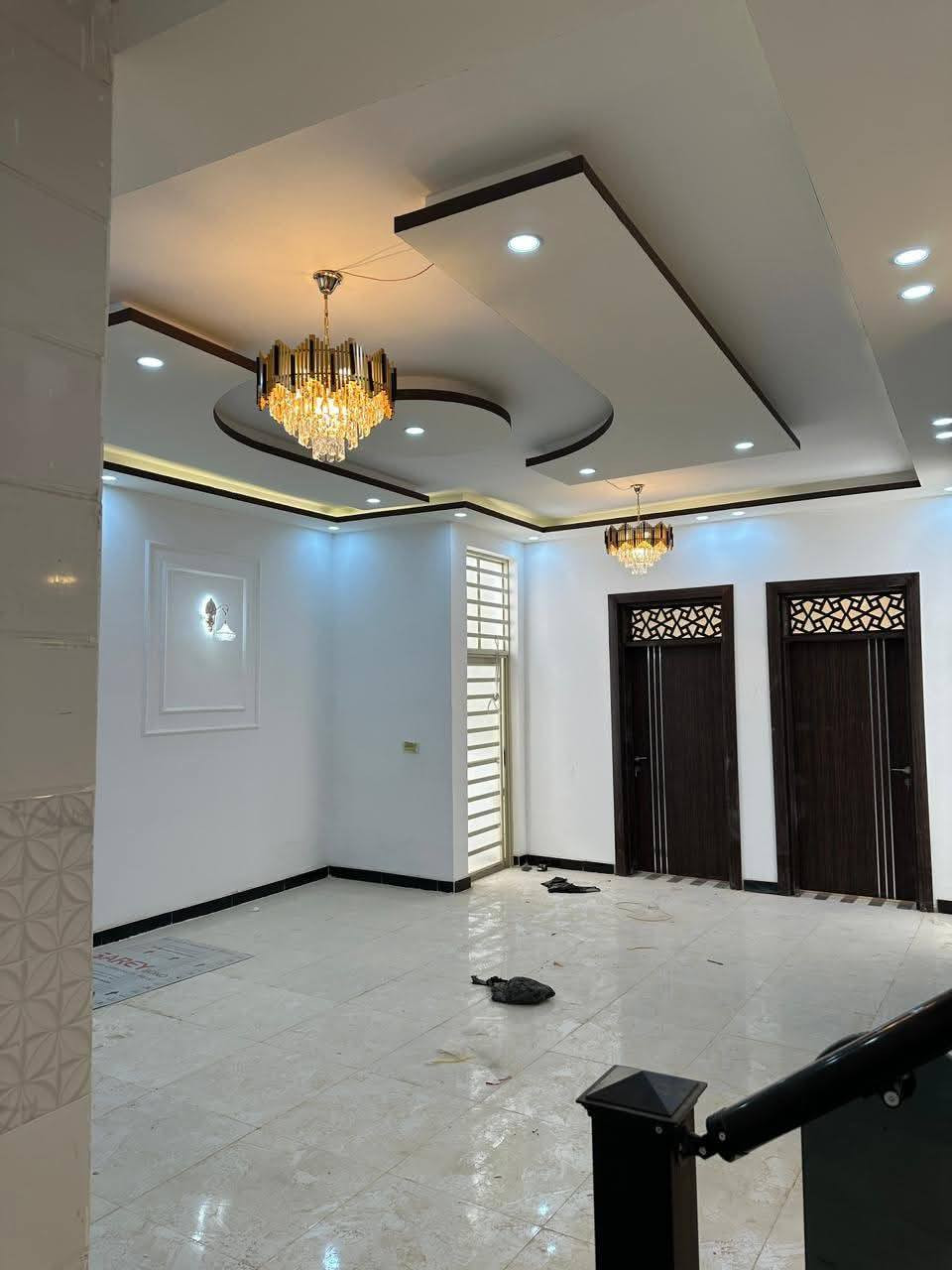 بيع مستعجل بيع مستعجل بيت مرتب كل هاي والسعر 55مليون *********** الرقم واتس او انتصال

بيت مساحه 150م #طابو_زراعي سند 25

#قريب_شارع_لحولي 

(عنوان مكتب الكرار) 

(  عمود 282 شارع الصب مقابل ملحق                               

بيت جاهز مفتاح 🔑 

أساس وسقف صب مركزي 

منطقه كامله السكن #شوارع_تبليط 

غرفتين نوم وصاله ومطبخ واستقبال حمامات داخليه وخارجيه وكراج 

#مدارس // ماء//. كهرباء//. تبليط  /. خط مولد ذهبي 

وتساب***********

ملاحظه// توجد لدينا كل المساحات من دور او قطع النجف, العراق
