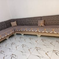 ديوان ١١ مقعد • كوشات ٦ • طبلات خشب
