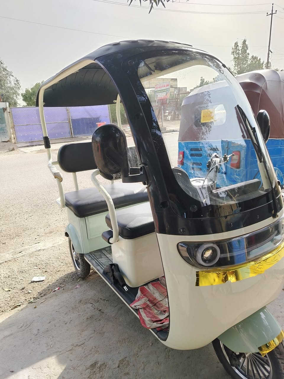 سلام عليكم تكتك شحن للبيع موديل 2025 مستعجل عل بيع اسخدام قليل السعر 1100  العنوان البلديات الضباط الرقم الهاتف
***********
