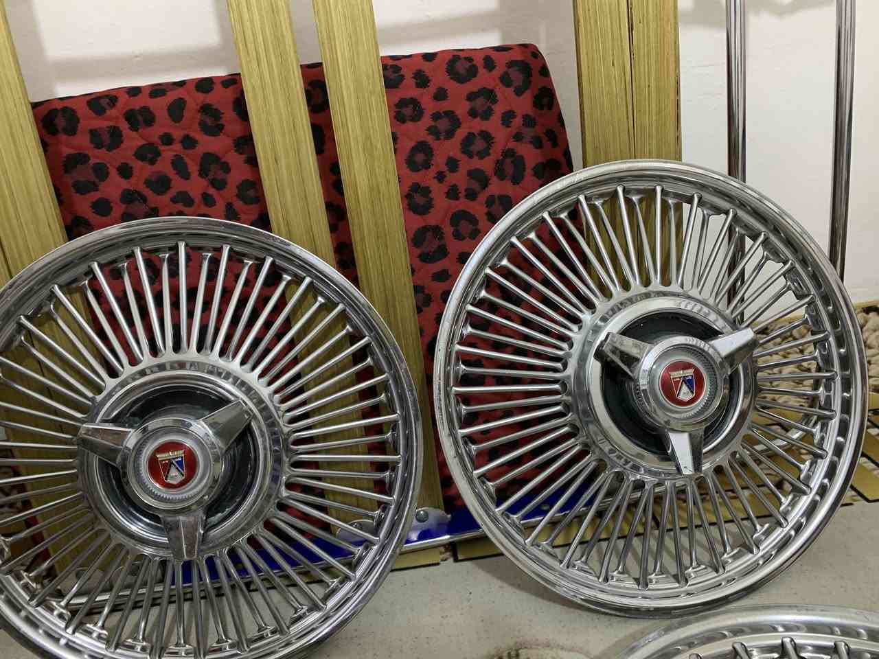 سلام عليكم كبات كلكسي 14شاخه ناصيه نضافه شوفت عينك بيهن تك سيم واحد لا فتح ولا عواج ستفسار(***********)
