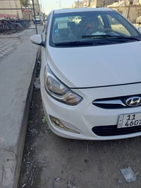 اكسنت ٢٠١١ • محرك ١٦٠٠ • سلايد