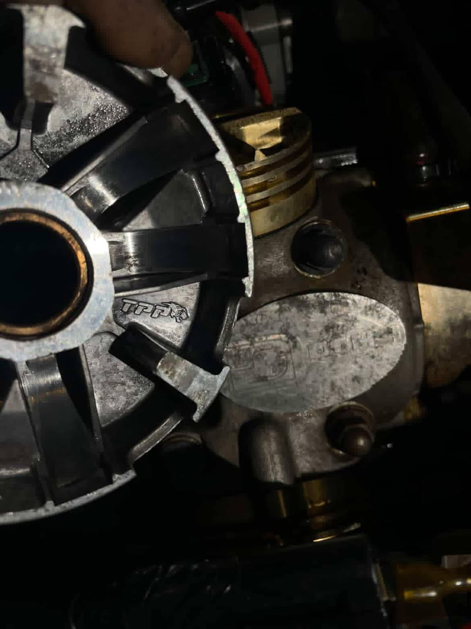 سلام عليكم دراجه للبيع بيه مكينه مزوده المكينه مال حاويه جبته او شديته بيه كور او بوشه او روله رياضي كلجات رياضي صالصه رياضي سلف رياضي جويتر حجم ٣٠ بيه نوزل رياضي او بيه فلاوين رياضي ضربه نار طويله راجز بيه رياضي ٥خرز بيه غراض حلوه
الدراجه للبيع او للمراوس بوحده بلاد 
ملاحضه كفراته موجوده لون سود 
مكاني بغداد مدينه الصدر 
اتصال ***********
واتساب ***********
