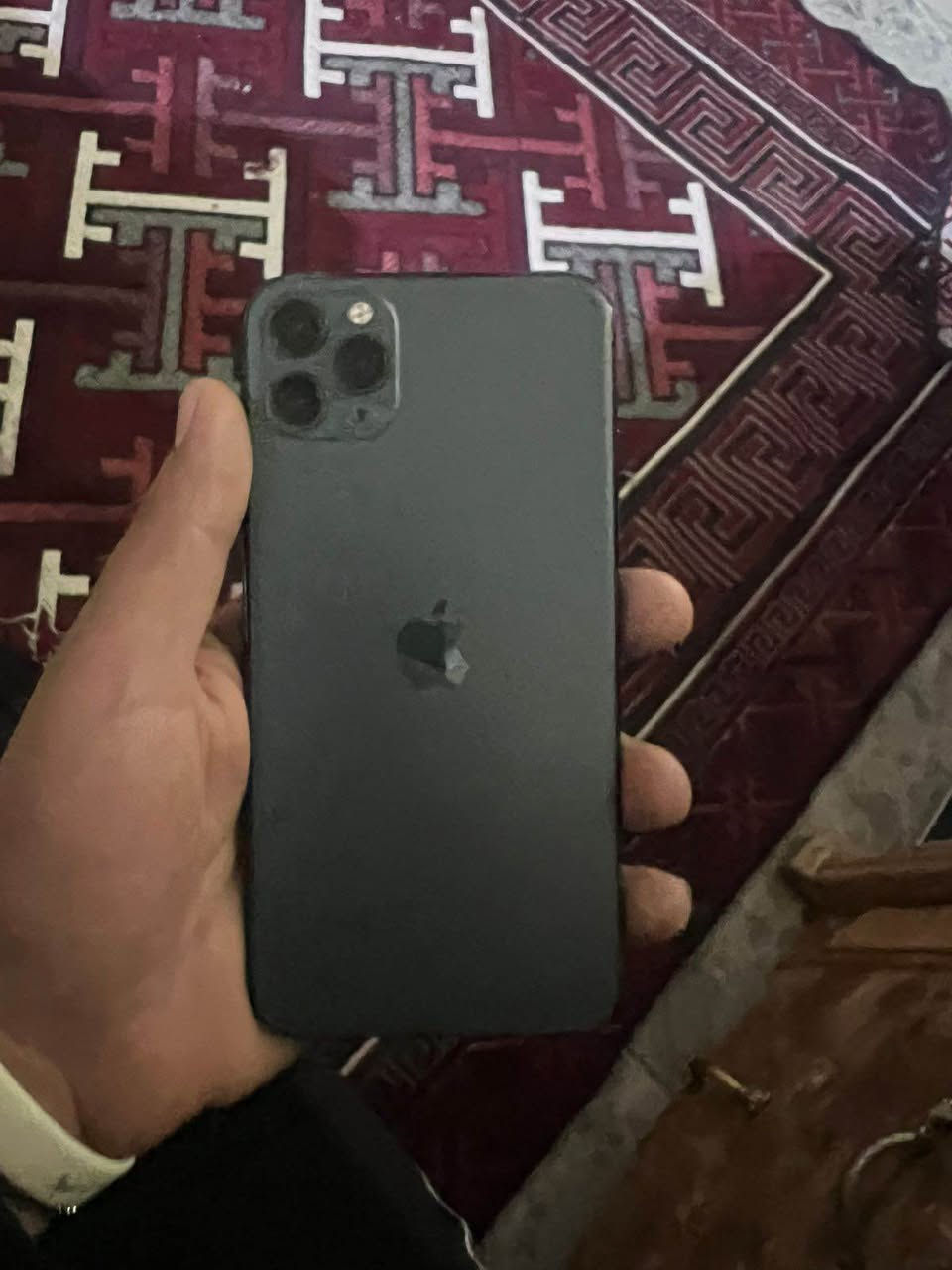 سلام عليكم شباب ايفون 11 برو ماكس ذاكره 256 جهاز نضيف كلش باريه 95 ممفتوح ابد ولا زلغ بي كامل وهوه وكراتونه مالته سعره350

مكاني بغداد حي القاهرة متوفر واتساب *********** بغداد, العراق
