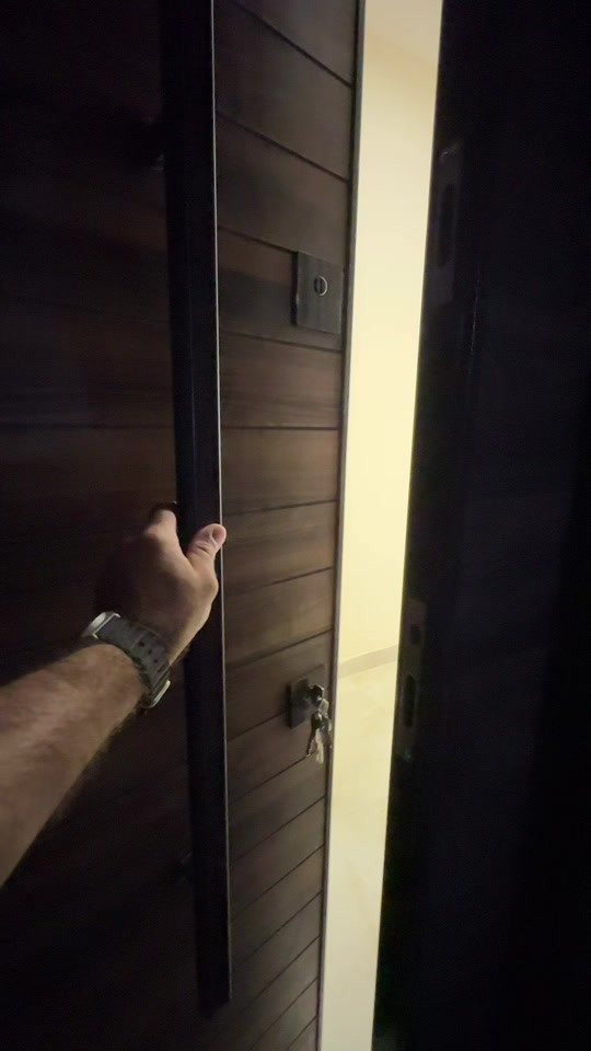 Mini Compound شقق في الكرادة خارج للبيع سند مستقل  Mini Compound قسم البيع:  ***********  * قسم الإيجار: *********** *  استقبال العروض: *********** *  الاستشارات العقارية: *********** #mini_compound #i #up #بوابة_كلكامش_العقارية #سماوه_بغداد_بصره_عماره_ديوانيه #
