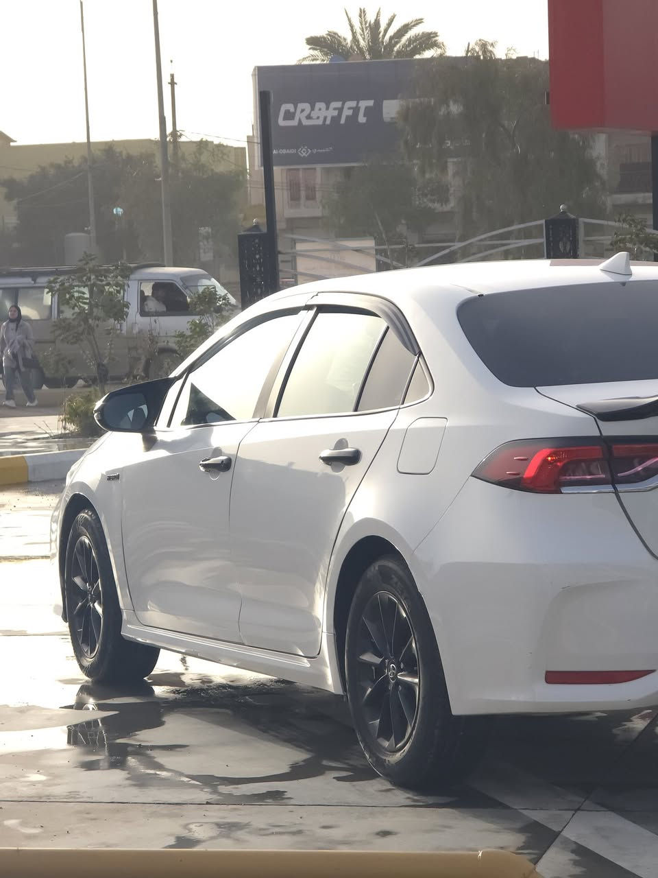 السلام عليكم
كورلا هايبرد ٢٠٢٢ خليجي 
السعر ١٢٨
رقم بغداد سنويه ل٢٨
بيه حادث جامرلوغ وبنيد وتيزاب الباتري صاير ع الصفحه بالحادث ونصبغت بدون تعديل صبغ فقط وسونار موجود
تخم تاير صدر جديد ما ناقصها اي شي 
ماشيه ١٢٧
مواصفات قطعتين تبريد رادار شاشه بصمه وباقي المواصفات المعروفه 
مكاني ديالى بعقوبة 
رقم :***********
