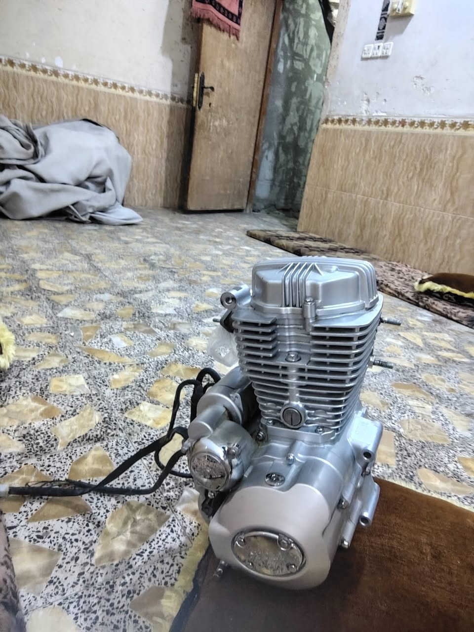 السلام عليكم مكينه البيع مستخدمه سبوع السعر 250 قفل المو شراي التعبنه ***********

