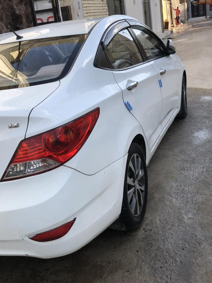 اكسنت خليجي 2014 مكينه 1600 قطرتين وكير مكفولات تبريد تخم تاير غرفه جديده رقم بغداد شاشه كامره تحكم ستيرن ويل كب بيه صبغ جاملغ امامي وبنيد مرشوش وجاملغ خلفي بيه رشه ابيع حزام السعر 81 وبيها مجال بسيط  الرقم  *********** موجود واتساب
