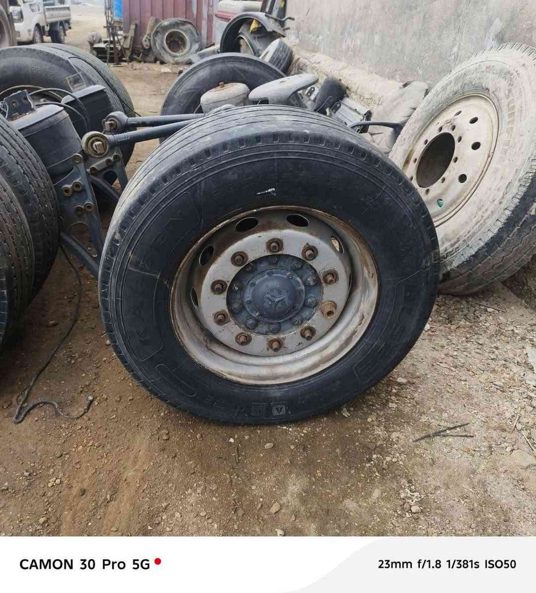 سلام عليكم زوج تايرات حرفش للبيع مع ويالة/ ***********
