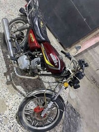 ايراني • موديل ٢٠٢٢ • مامفتوح