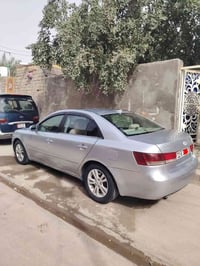 سوناتا 2006 للبيع مكينه كير حداديه كرهبائيات تبريد تدفئه جاهزه گلها شغ...