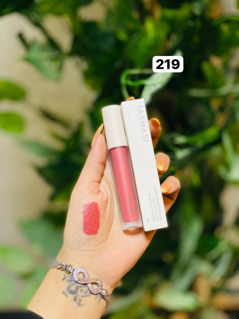 حمر براند فارمسي الاصلية .♥️🎗️
الوان جميلة وخفيفه على الشفه وما تتحرك من مكانهه
الوانها تجنن وثاااابته متوفر بألوان عديدة 🍁🍁
#اي استفسارخاص او واتساب
***********
