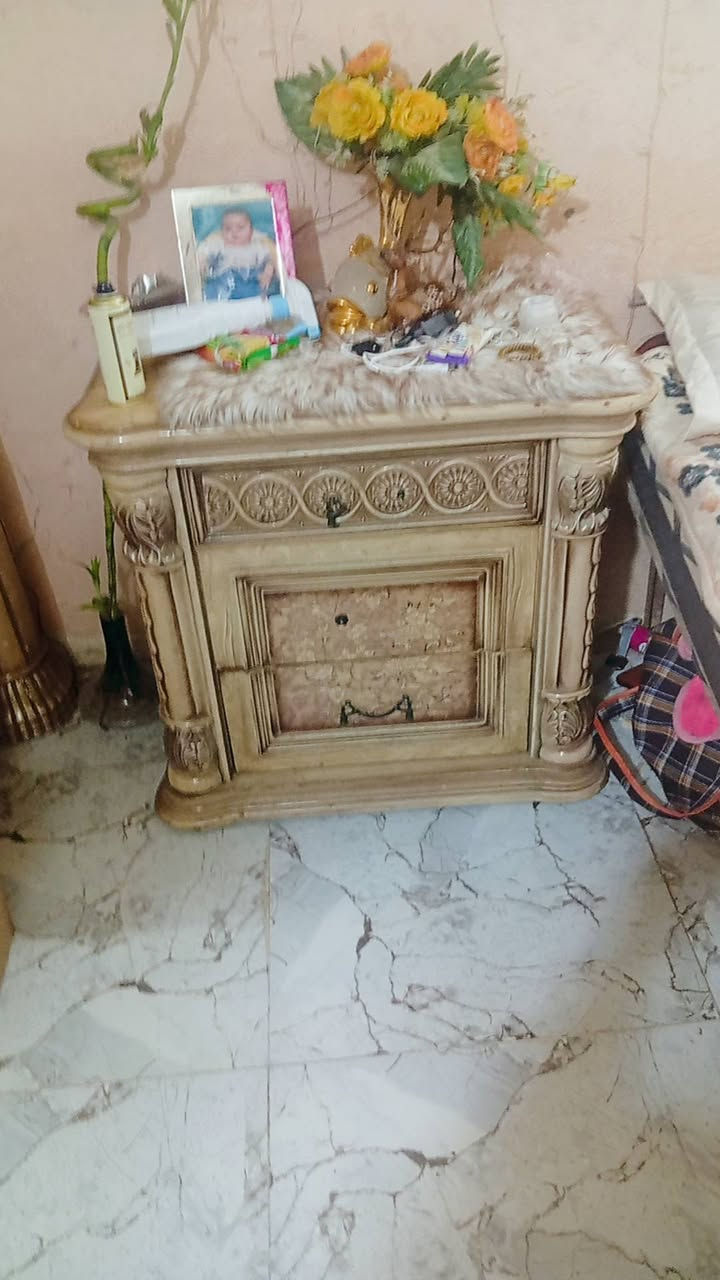 غرفه نوم للبيع مستخدمه عوزه بس قفاله جديده كلش نضيفه لا شخوط وله يي شي مكاني بغداد حريه سعره 500


**إذا كنت صاحب هذا الإعلان وتريد حذفه لأي سبب، رجاءا أرسل رسالة إلى الدعم الفني**
