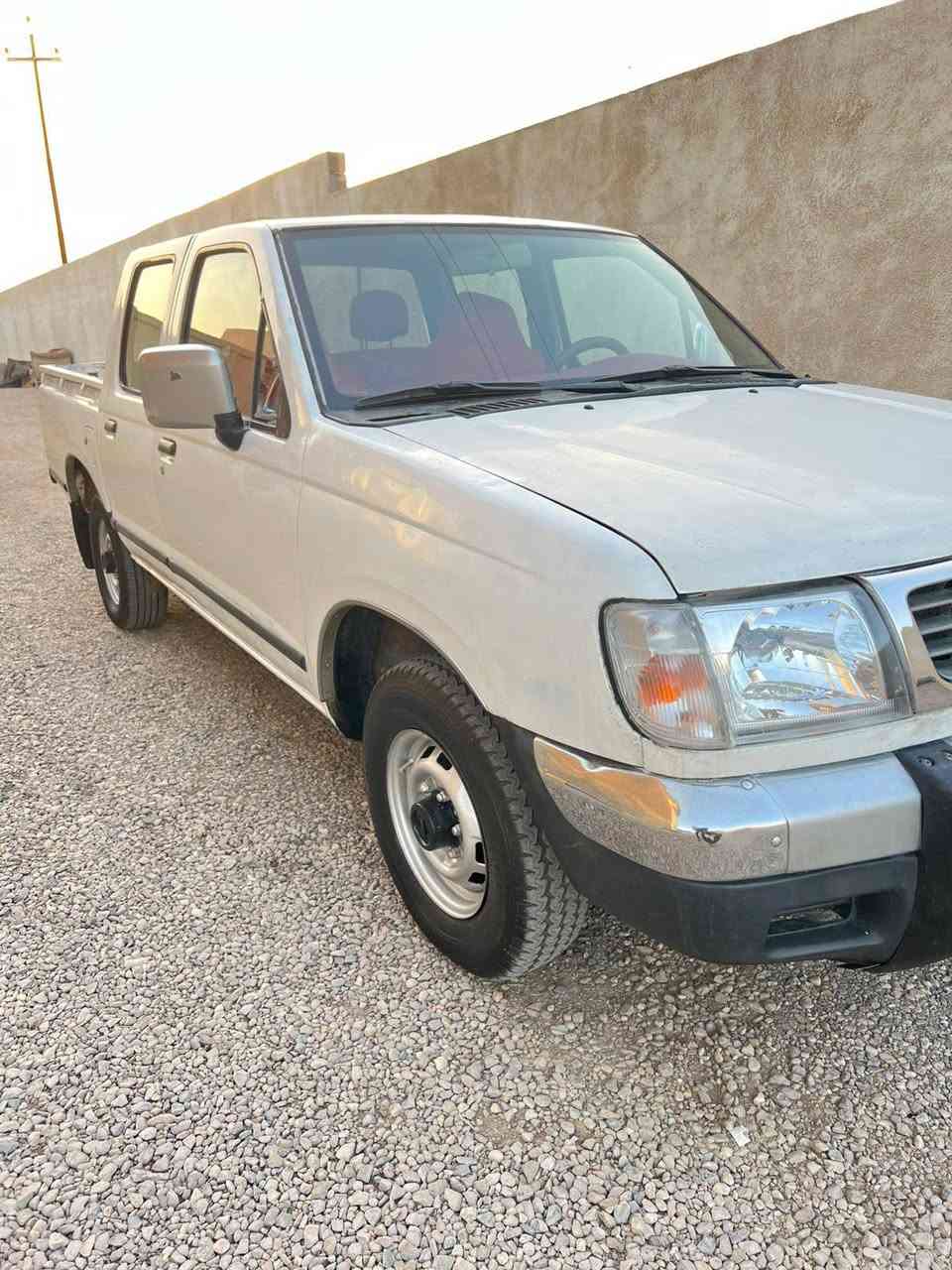 السلام عليكم للبيع نيسان بيكم محرك وكير جدد كهربائيات كله شغاله حداده جديده جام كهرباء سياره مسجله موديل 1990 تحويل سياره جاهزه السعر 53 مكاني البصره مكلف بنشر ***********
