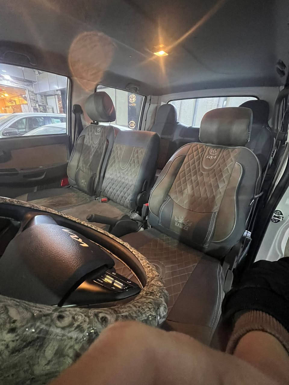 سلام عليكم ورحمة الله وبركاته
كيه دبل قماره مديل ٢٦
ماشيه٢٠٠٠ أخت زيره
مكفوله من كلشي مداور ثاني يوم
مخلف بديه مدوشمه كشناته
سياره جاهزه من كلشي
مكان سياره بل حله
سعر ١٨٥
رقم الجوال ***********
