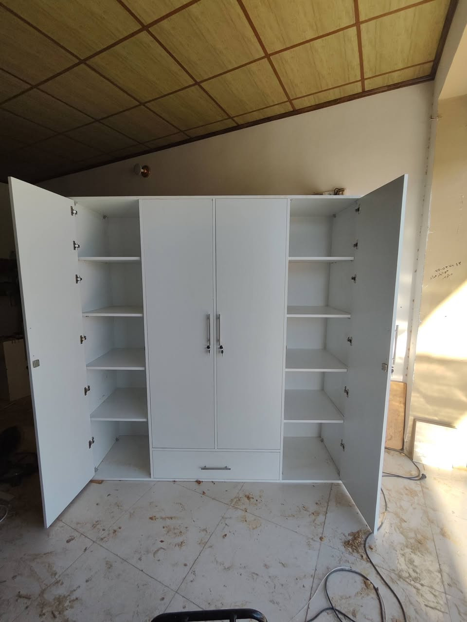 خشب تركي 🇹🇷  درجة اولى 
من ماركة كاستمونا 
مقاوم للكسر والرطوبة 
ضمان حقيقي 
العنوان خانقين داره كوناره 
مقابل محطة كه لات لتعبئة ماء الشرب 
***********
