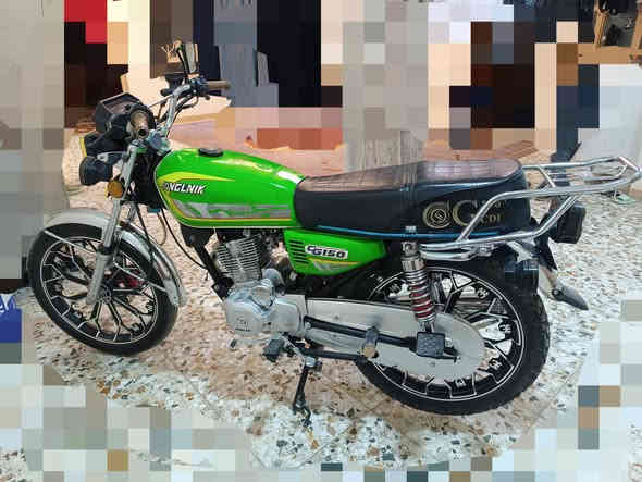 للبيع.دراجه سيفان 2025
دراجه جديده اوراق اسكنر كاملات 
السعر 700 
النجف حي الشرطه 
***********
