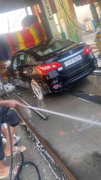 نيسان سنترا موديل 2018 حادث  بسيط. الي يحب يعرف تفاصيل يتصل 0771383118...