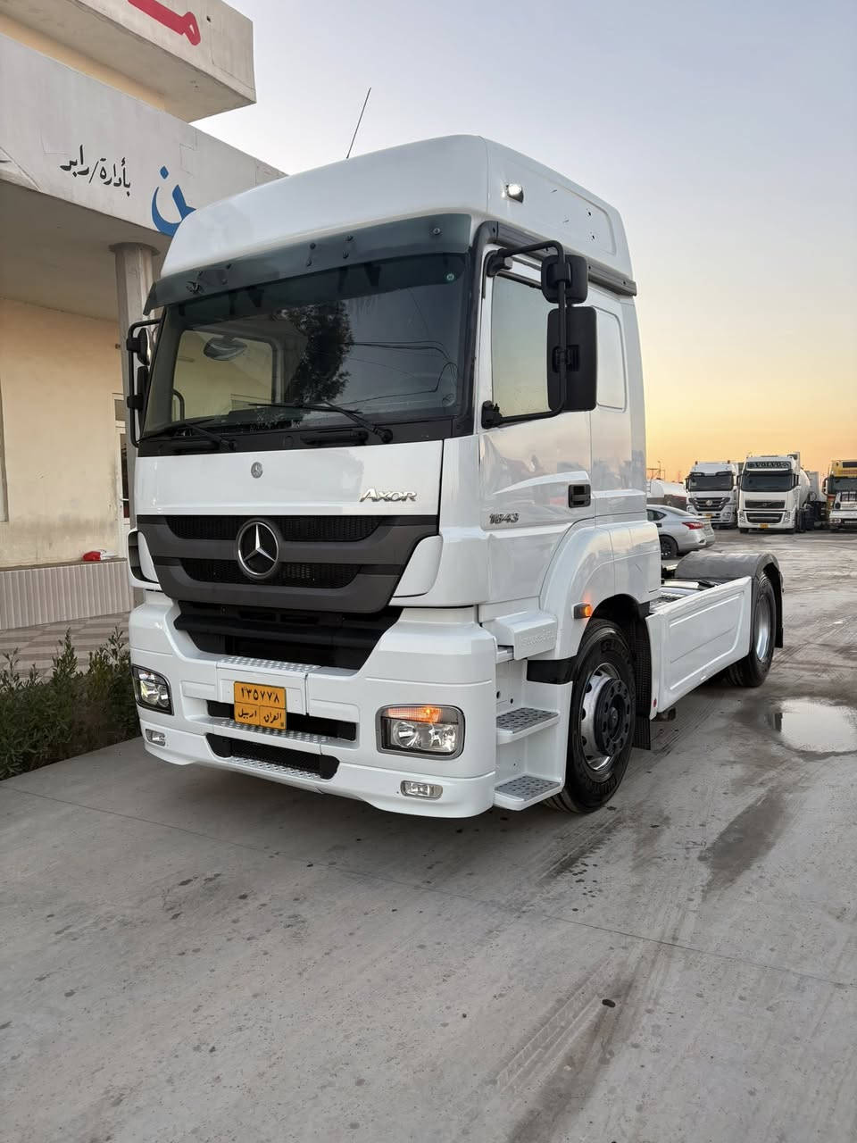 للبيع

من نوع : مارسيدس اكسور

موديل : 2006

حجم محرك : 1843

ريتايدر ماء 💧 ، سبايدر ، گير كهربائي 

فصل و ربط

موجود في كركوك في معرض الأخوين 
عنوان📍كركوك شارع مطار مقابل جسر حزيران 

للاستفسار اتصال على الارقام 

0770-855-1212
