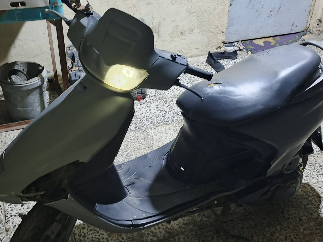 سلام عليكم دراجه للبيع فراشه فحل دراجه تخبل عايزه بس اشاير اماميه سعر 250 وبيه مجال  للشراي *********** المكان طوريج
