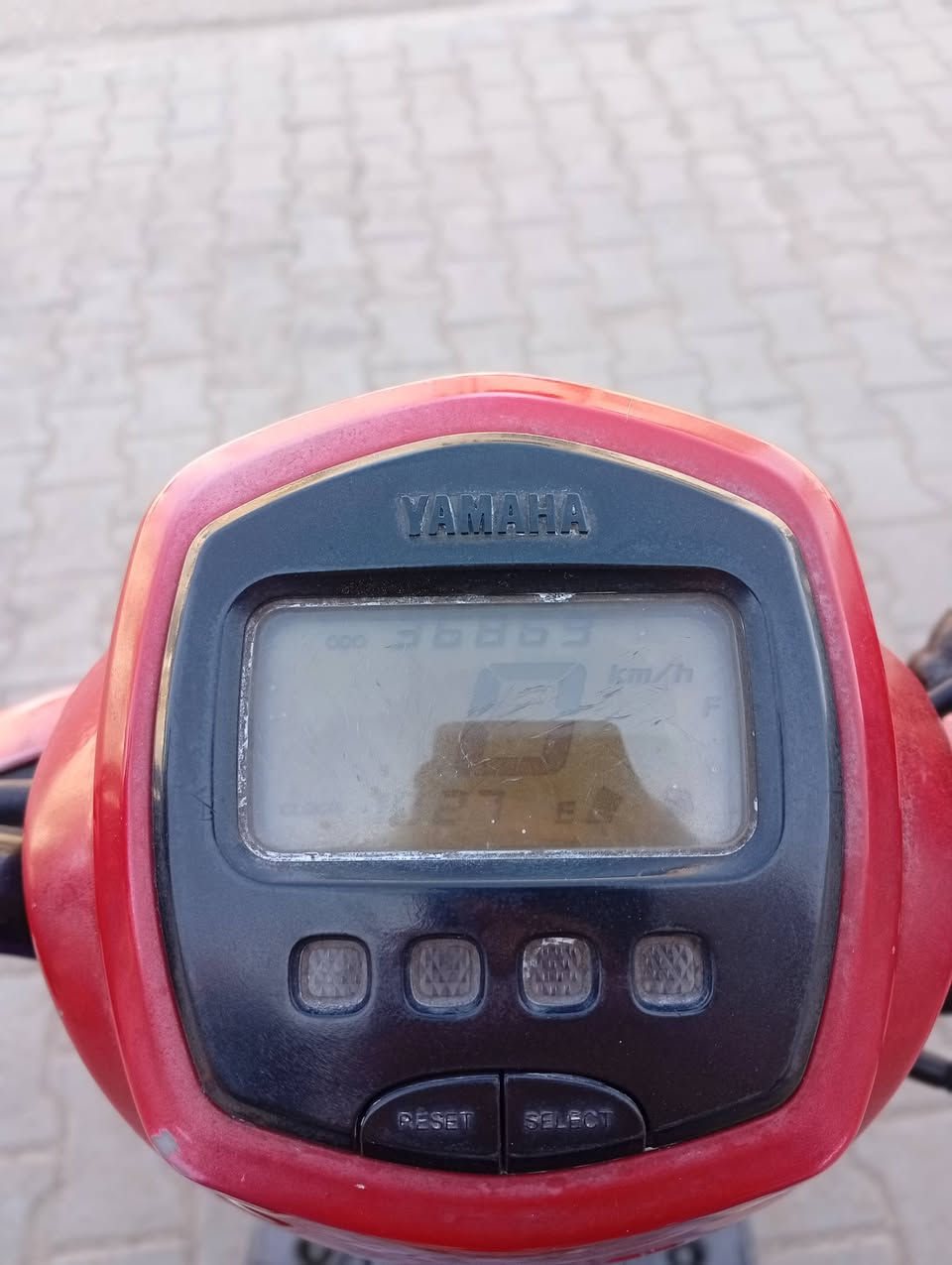 السلام عليكم دراجه ماكس بوليس 2010 نوزل كفاله عامه ختم واحد وي لمكينه وصل معرض موجود طالعه بشهر ل 10 جيب الف فيتر وتعال✅ السعر خاص 
العنوان طوريج 
الرقم :***********
