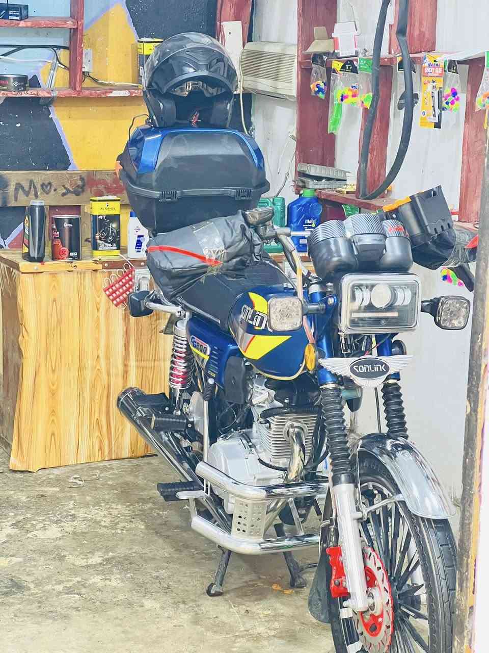 سيفان البيع موديل 2025 كفاله عامه برغي مابي نقص  خوذه هم ويا مكاني ديالي الخالص قريه ابو تمر ***********
