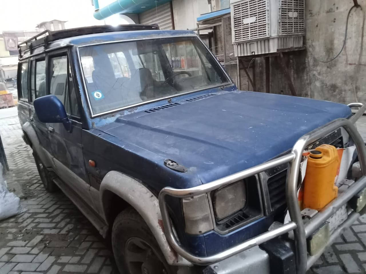 السلام عليكم كالوبر 1997 بغداد رقم ألماني السنويه نهايه 2026
محرك كاز ستاركس مستحق تجفيت
كير عادي
مكان السياره مدينه الصدر / حي الكوفه
السعر 30 ورقه وبيها مجال
***********
