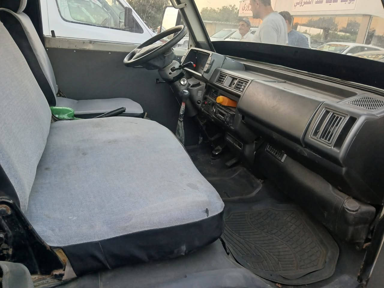 مازده موديل ١٩٩٤ البيع رقم بغداد بيه وكاله ماندل صاحب سعر 35 ورقه بيه مجال قليل مكان كلار *********** واتساب ***********
