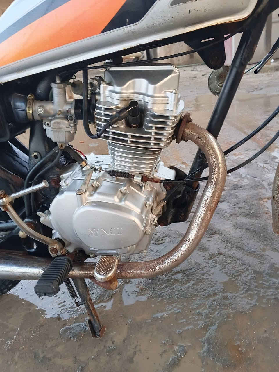 السلام عليكم شونكم خوان هاي دراجه نامه شلامجه اوراق  مديل 2018 بلاد مكينه ما بيه نقص برقي وخير من الله دراجه حلوه ونضيفه  شاصيه مكفول مكاني بصره قضاء الدير سعرها 700وبيه مجال رقم الهاتف ***********
