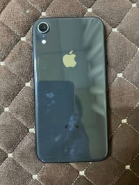 آيفون XR ٦٤ • بطارية ٧٦% • موصل لايسر