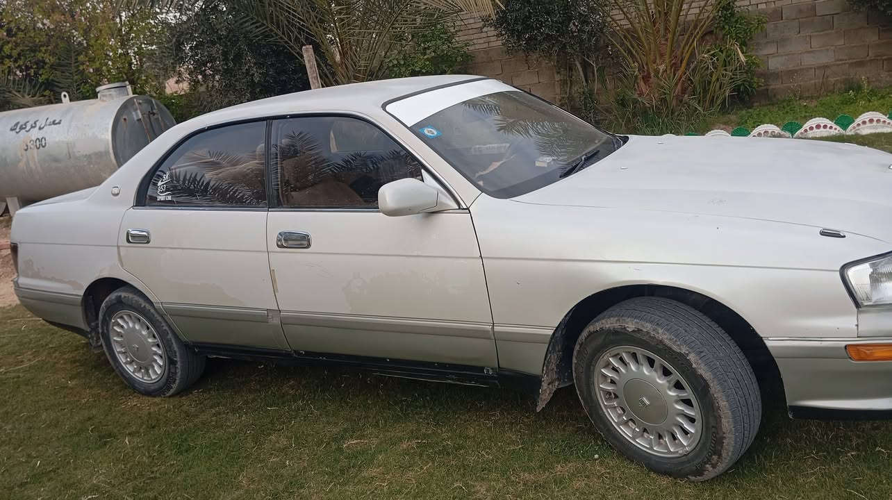 سلام عليكم سياره بطه منفصل موديل 93 لبيع او مراوس بسياره نضيفه  سعر 60 وبيه مجال لعنوان الفلوجه نساف تفاصيل اكثر عل رقم ‏‪0773 364 8742‬‏
