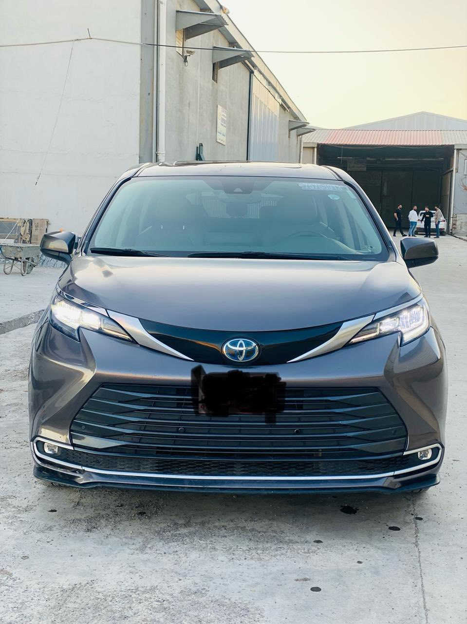 عنوان شيخان معرض هاولاتي
توياتا سينه موديل 2023 رقم دهوك رقم سنوي جديد تا 2031

هايبرد و بنزين بولند سبخ بدون داخل كير محرك شرت درك شفت فول فول موصفات معروف Xle  بسمه سلايته  ***********.    سعر 283 مجال
