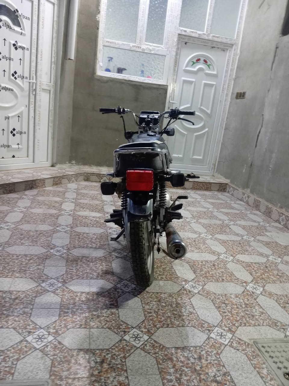 سيفان ٢٠ ب٣٥٠ دراجة كاملة نشاط وكهربائيات مكاني دلي عباس رقم ***********
