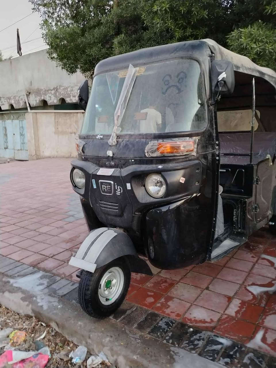 السلام عليكم تكتك زيرو للبيع كفاله موديل 2022 بيع مستعجل ب٦٧٠٠ وبيها مجال خاص مااجاوب اتصل عل رقم ***********
