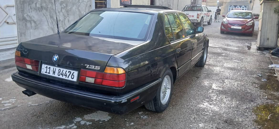 السلام عليكم للبيع بي ا م 735 موديل 91 رقم بغداد دولي كيرومحرك مكفولات بدون حادث صدر امامي خلفي جديدتخم تاير لسعر 52 بيه مجال ***********
