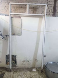 باب حديد • قوي • النجف