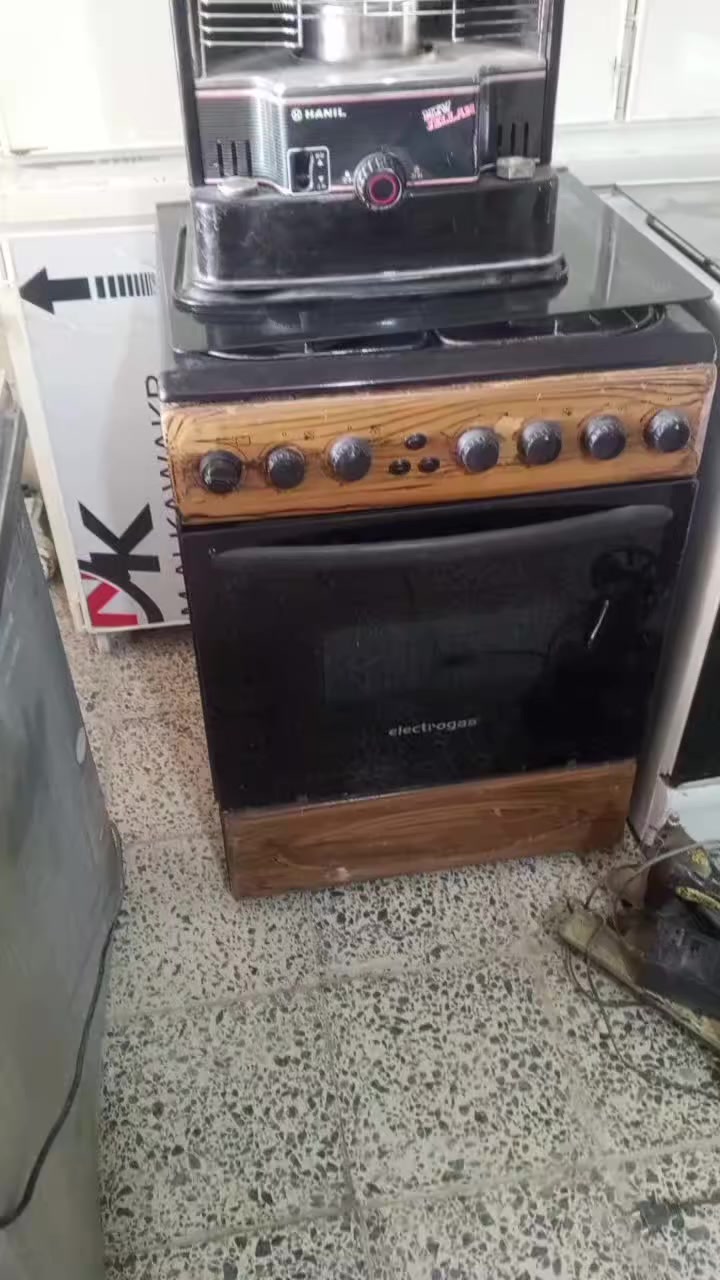 يالله عروض طباخات ل 4عيون نضافه 90/بلميه تجي تفحص كدام عينك العنوان سبع البور شارع 40مقابيل شارع ابو شيرين توصيل داخل المنطقه وبغداد فقط


**إذا كنت صاحب هذا الإعلان وتريد حذفه لأي سبب، رجاءا أرسل رسالة إلى الدعم الفني**