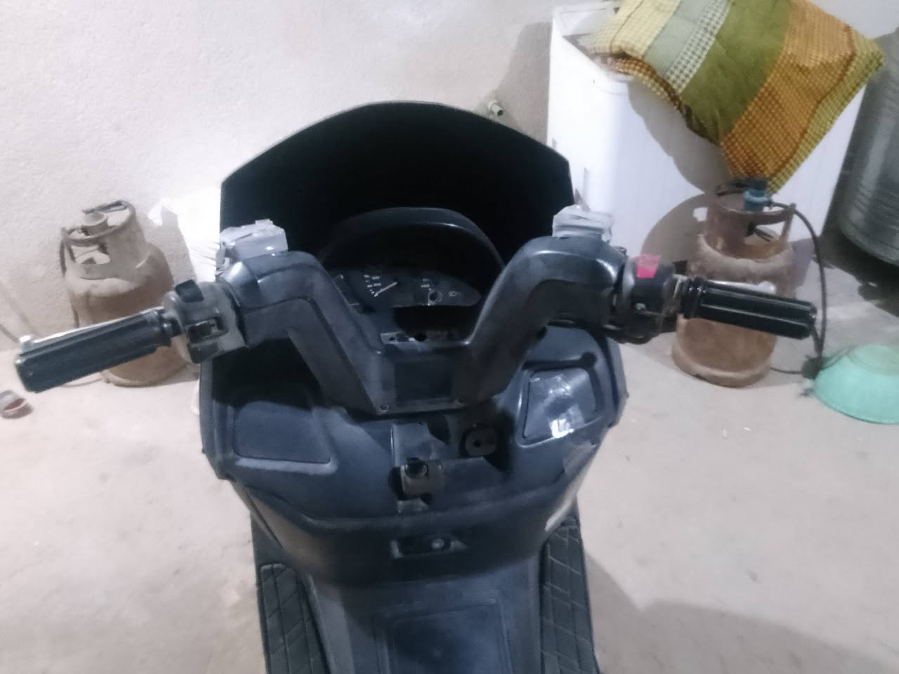 دراجه سكاي شلعه ومعدل مال جناي كهربائية كلهه شغاله تايرت جداد بريكت بل مكان الايت عالي وناصي ورماش مكان كوت السعر خاص صالنصه رياضي***********
