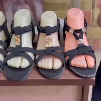 تحطيم الاسعار ٢٤ الف فقط😍😍 صندل نسائي درجة اولى قياس ٣٧_٤٢ جميع الالوا...
