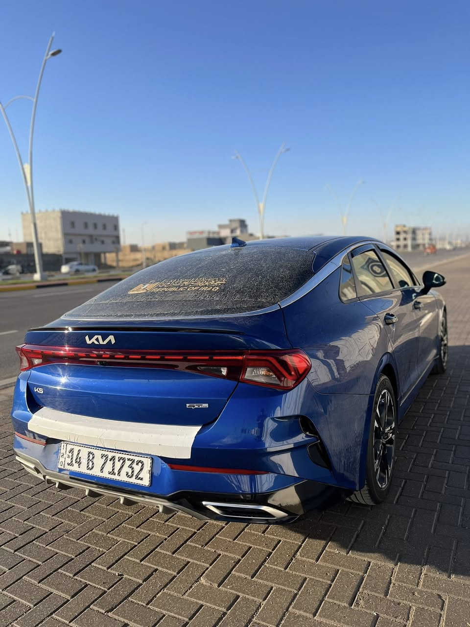 السلام عليكم ورحمه الله وبركاته k5 موديل 2024 السياره مغلفه عازل الصوت عله البيبان حادث السياره مثل ما واضح بلصور بدون إرباك جميع القطع البلاديه صبغ عله كد الضرر السياره حره بسمي السعر 185 رقم الهاتف ***********
