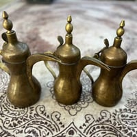 دلال  3 اصليات  عمليات نضيفات جدآ   مختومات اصليات ودلال عرض العدد 5  ...