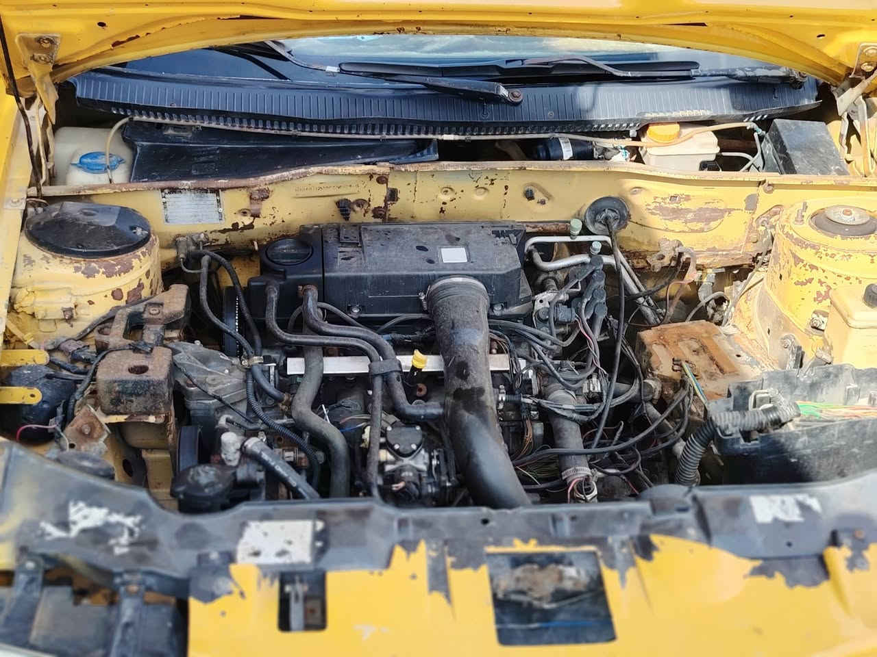 للبيع سمند رقم بغداد سياره رايدلهة ترتيبات محركهة مابي شي كيرهة مابي شي سياره رايدلهة شويه شغلات لكهربائيات كلهة شغاله رقم بغداد سياره سياره عليهة غرامه ١٠٠ وهيئه ٤٠ بس انته مالك شغله تأخذ صافي مكان سياره ابوغريب خان ضاري   ***********  واتساب متواجد سعر ٢٨ وبيهة مجال تعال شوف سياره وبيك خير ودلل *********** الي ميحصلني بي واتساب
