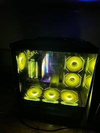 كيس للبيع RTX5060 8G  R5 5500 Ps 750w gold  RAM 8*2  3200hz RGB AIR CO...