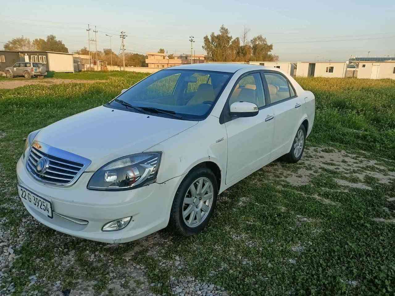 للبيع جيلي موبل 2014 كير ومحرك كامري هزه جديده تخم تاير تبريد ثلج كهربائيات كامل صدر جديد
سعر 58ورقه 
لتفاصيل 
***********

