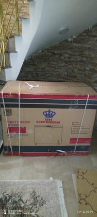 مجمدة جديدة غير مستخدمة عنوان بغداد حي القاهرة ٠٧٧١٢٣٠٧٣٧٧ سعرة ٣٥٠ ال...